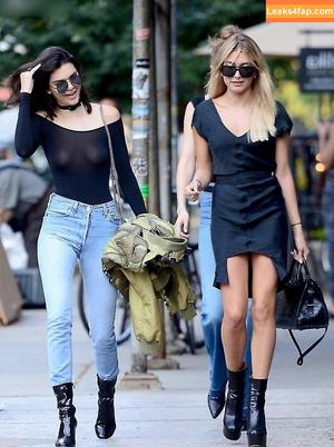 Kendall Jenner фото #2608