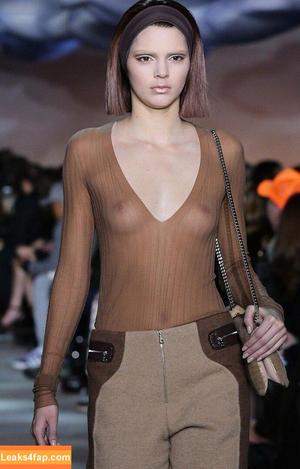 Kendall Jenner фото #2612