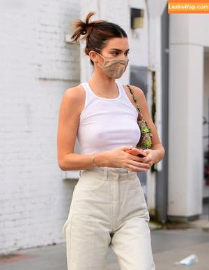 Kendall Jenner фото #2639