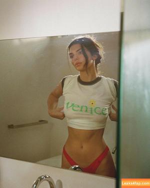 Kendall Jenner фото #2742
