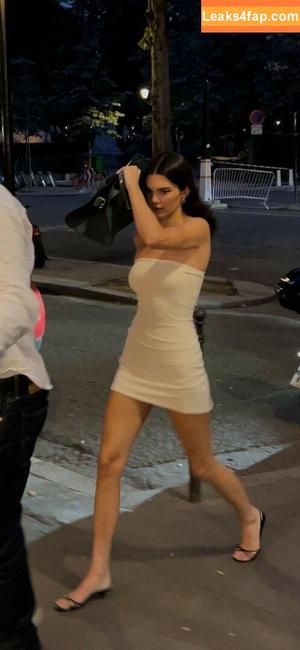 Kendall Jenner фото #2821