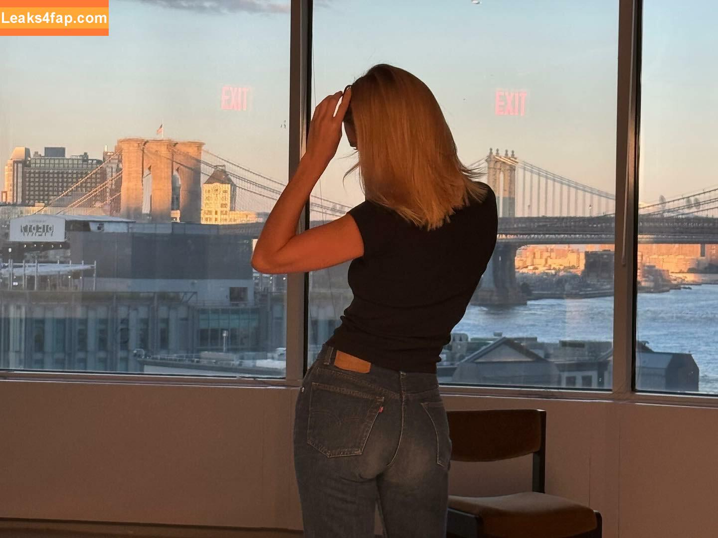 Kendall Jenner / KendallJenner слитое фото фото #3035