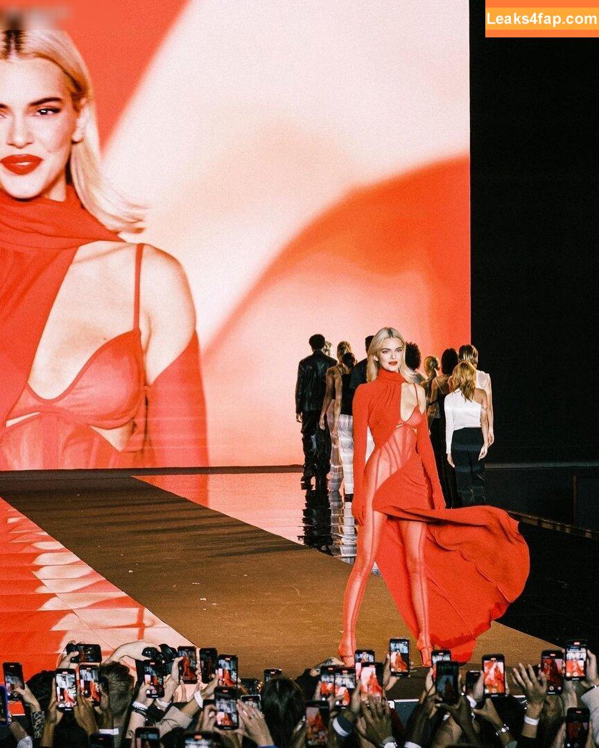 Kendall Jenner / KendallJenner слитое фото фото #3057