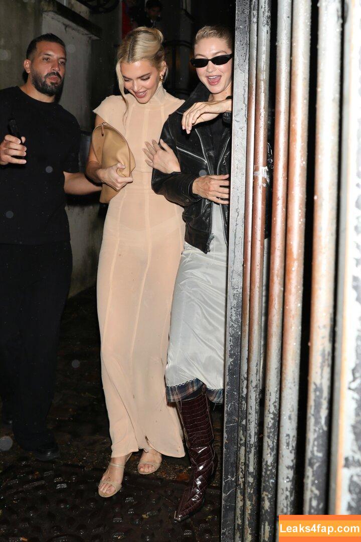 Kendall Jenner / KendallJenner слитое фото фото #3077