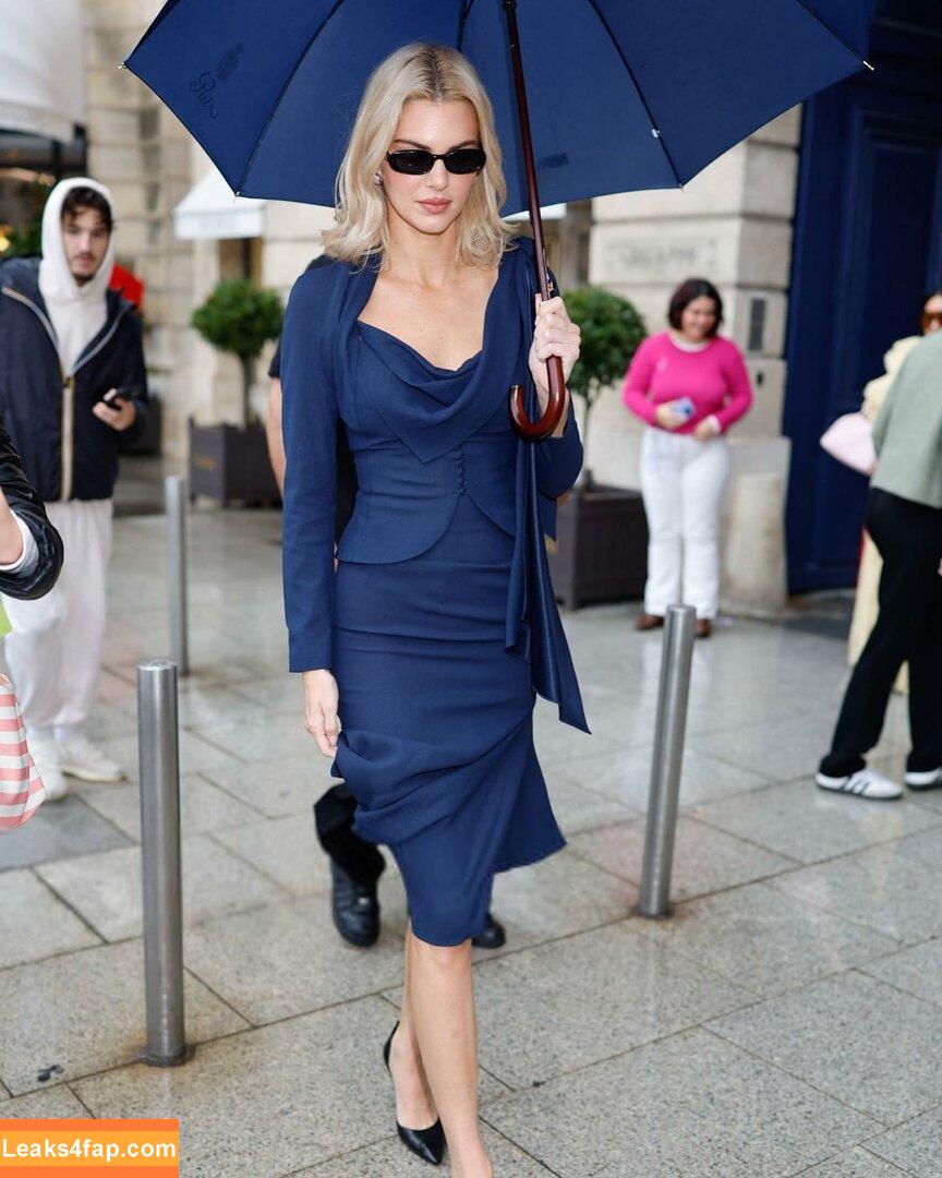 Kendall Jenner / KendallJenner слитое фото фото #3103