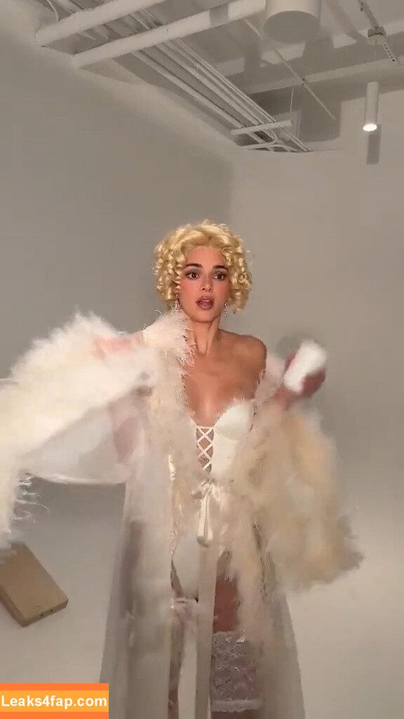 Kendall Jenner / KendallJenner слитое фото фото #3234