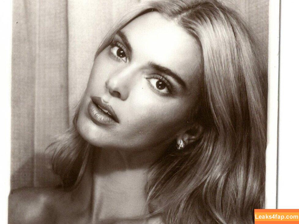 Kendall Jenner / KendallJenner leaked photo photo #3470