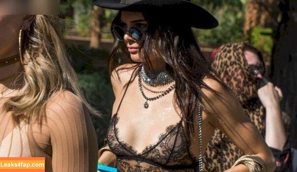 Kendall Jenner / KendallJenner leaked photo photo #3504