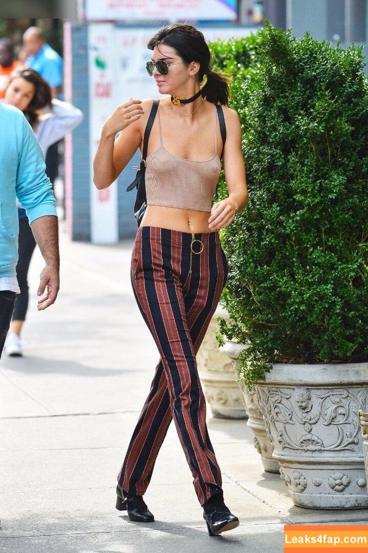 Kendall Jenner / KendallJenner leaked photo photo #3705