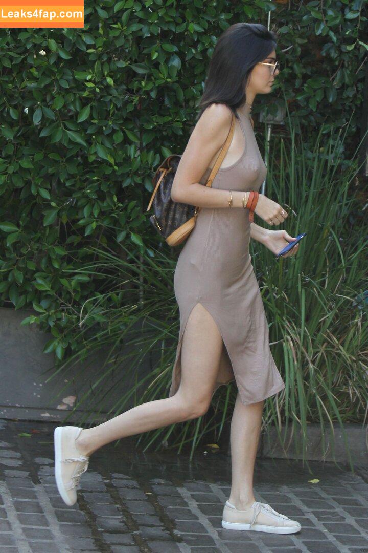 Kendall Jenner / KendallJenner leaked photo photo #3726