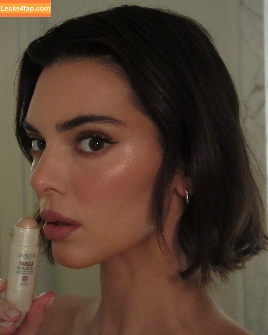 Kendall Jenner / KendallJenner leaked photo photo #3771