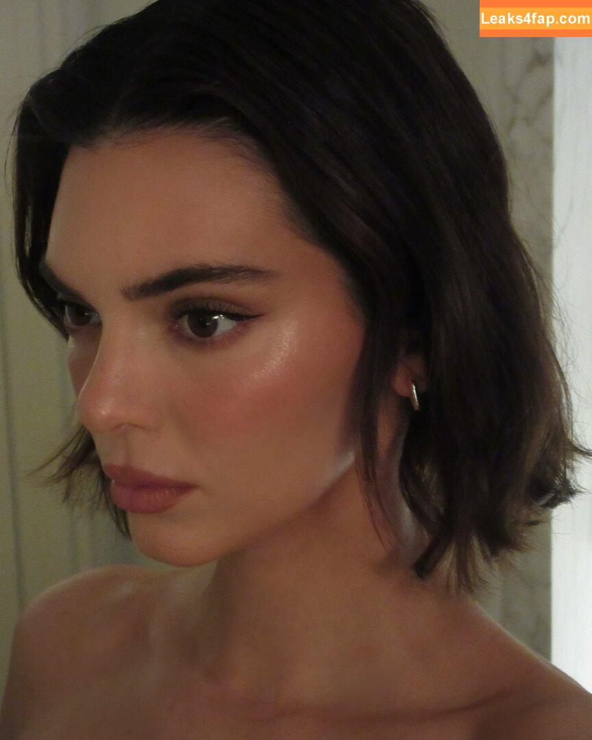 Kendall Jenner / KendallJenner leaked photo photo #3773