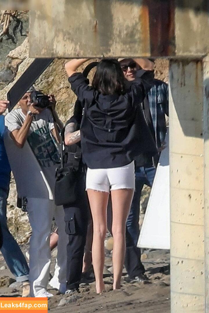 Kendall Jenner / KendallJenner leaked photo photo #3995