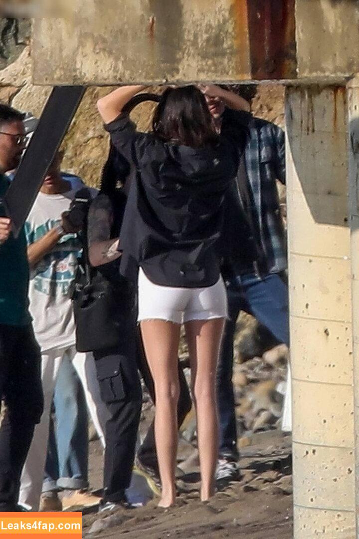 Kendall Jenner / KendallJenner слитое фото фото #3999