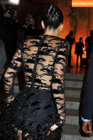 Kendall Jenner фото #3045