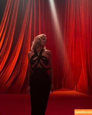 Kendall Jenner фото #3285