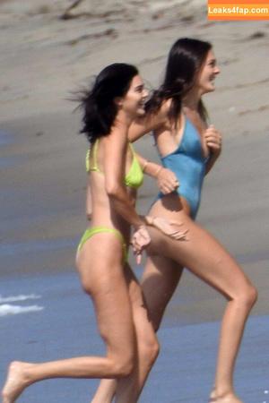 Kendall Jenner фото #3396