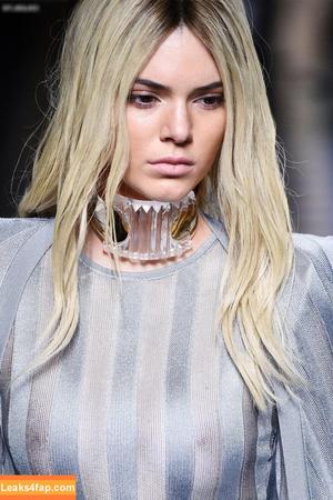 Kendall Jenner photo #3482