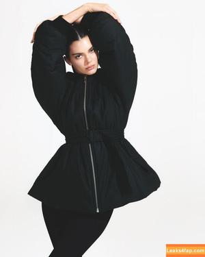 Kendall Jenner photo #3537
