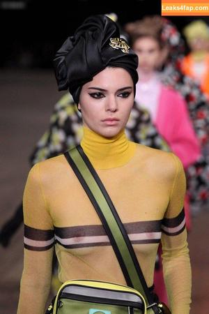 Kendall Jenner photo #3645