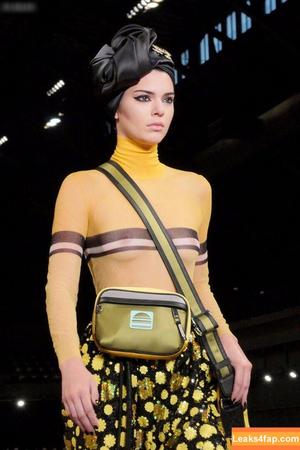 Kendall Jenner photo #3646