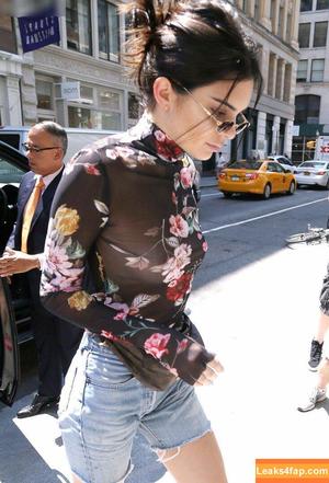 Kendall Jenner photo #3667