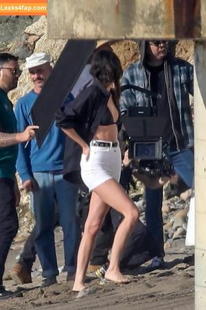 Kendall Jenner photo #3994