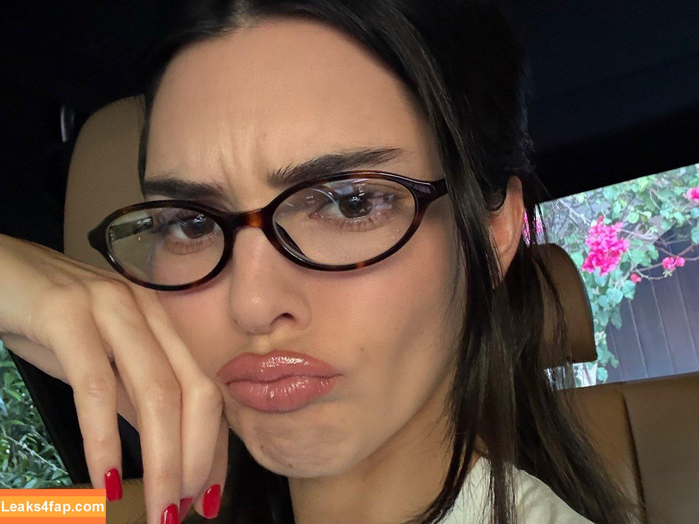 Kendall Jenner / KendallJenner leaked photo photo #4175