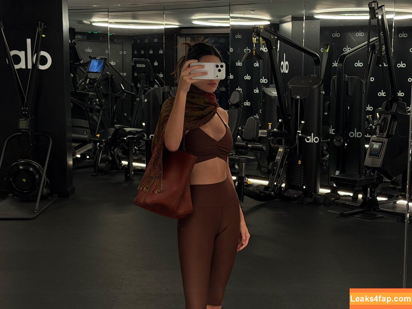 Kendall Jenner / KendallJenner leaked photo photo #4250