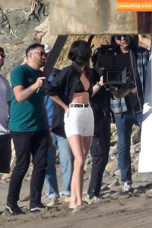 Kendall Jenner photo #4001