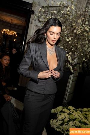 Kendall Jenner photo #4014