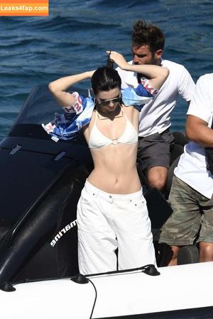 Kendall Jenner фото #4086