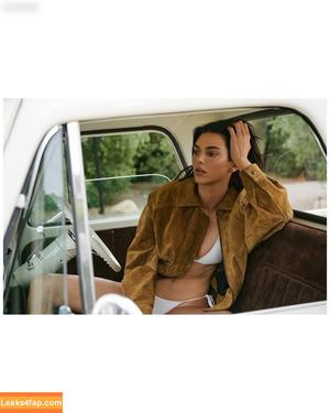 Kendall Jenner photo #4145