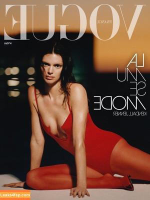 Kendall Jenner photo #4290