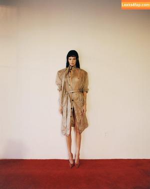 Kendall Jenner photo #4294