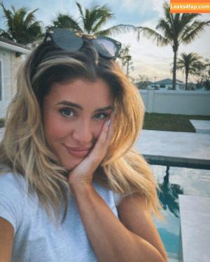 Kendall Toole фото #0001