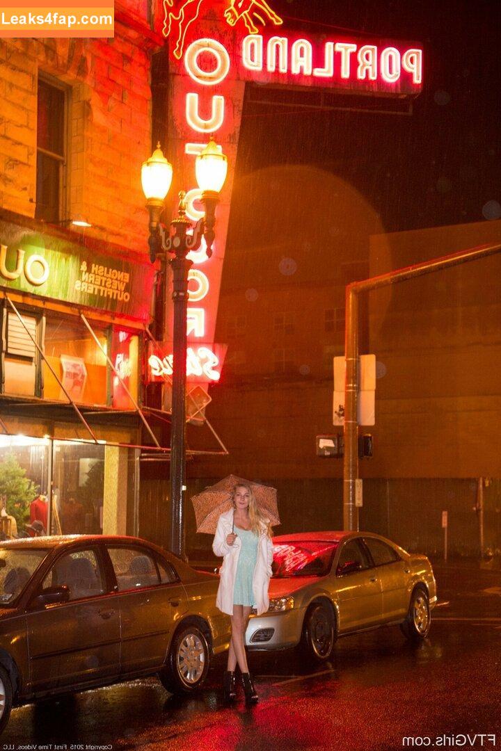 Kendra Sunderland / kslibrarygirl / therealkslibrarygirl leaked photo photo #0724