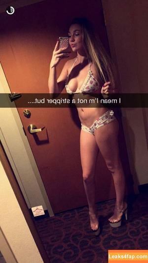 Kendra Sunderland фото #0100