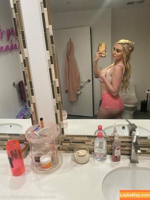 Kendra Sunderland фото #0155