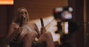 Kendra Sunderland фото #0495