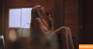 Kendra Sunderland фото #0497