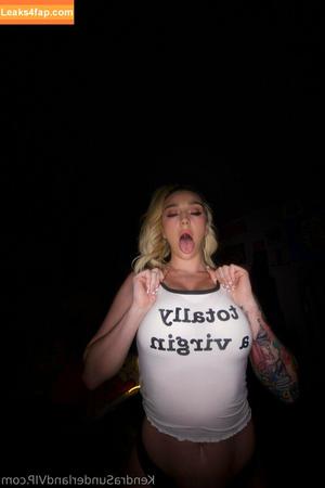 Kendra Sunderland фото #0500