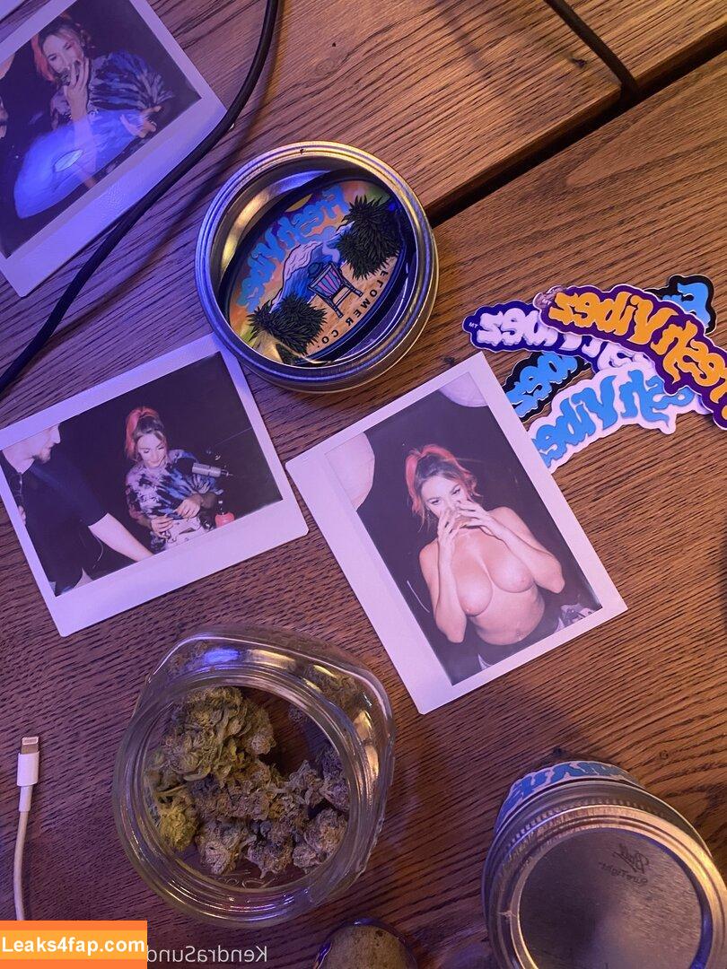 Kendra Sunderland / kslibrarygirl / therealkslibrarygirl leaked photo photo #1940