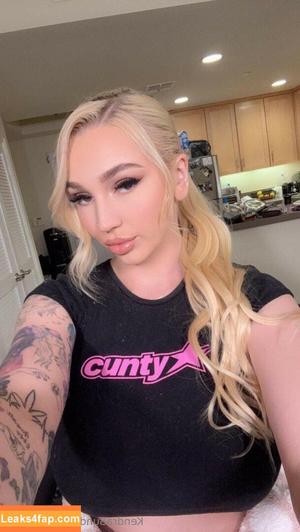 Kendra Sunderland photo #1524
