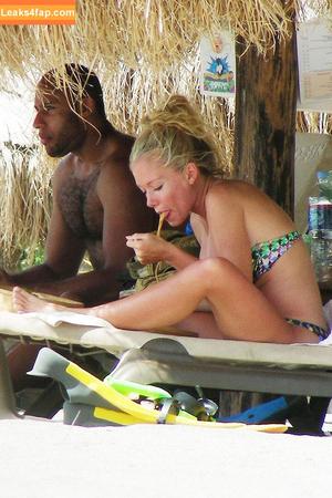 Kendra Wilkinson photo #0091