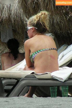 Kendra Wilkinson photo #0092