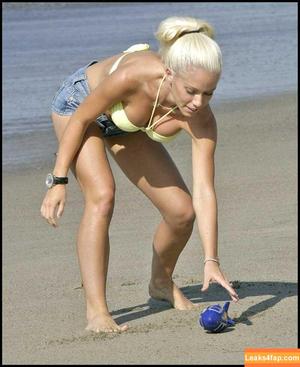 Kendra Wilkinson photo #0191