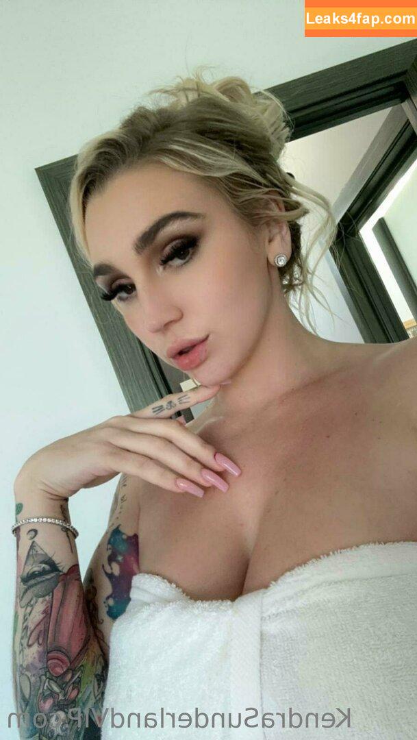 kendrasunderland / therealkslibrarygirl leaked photo photo #0095