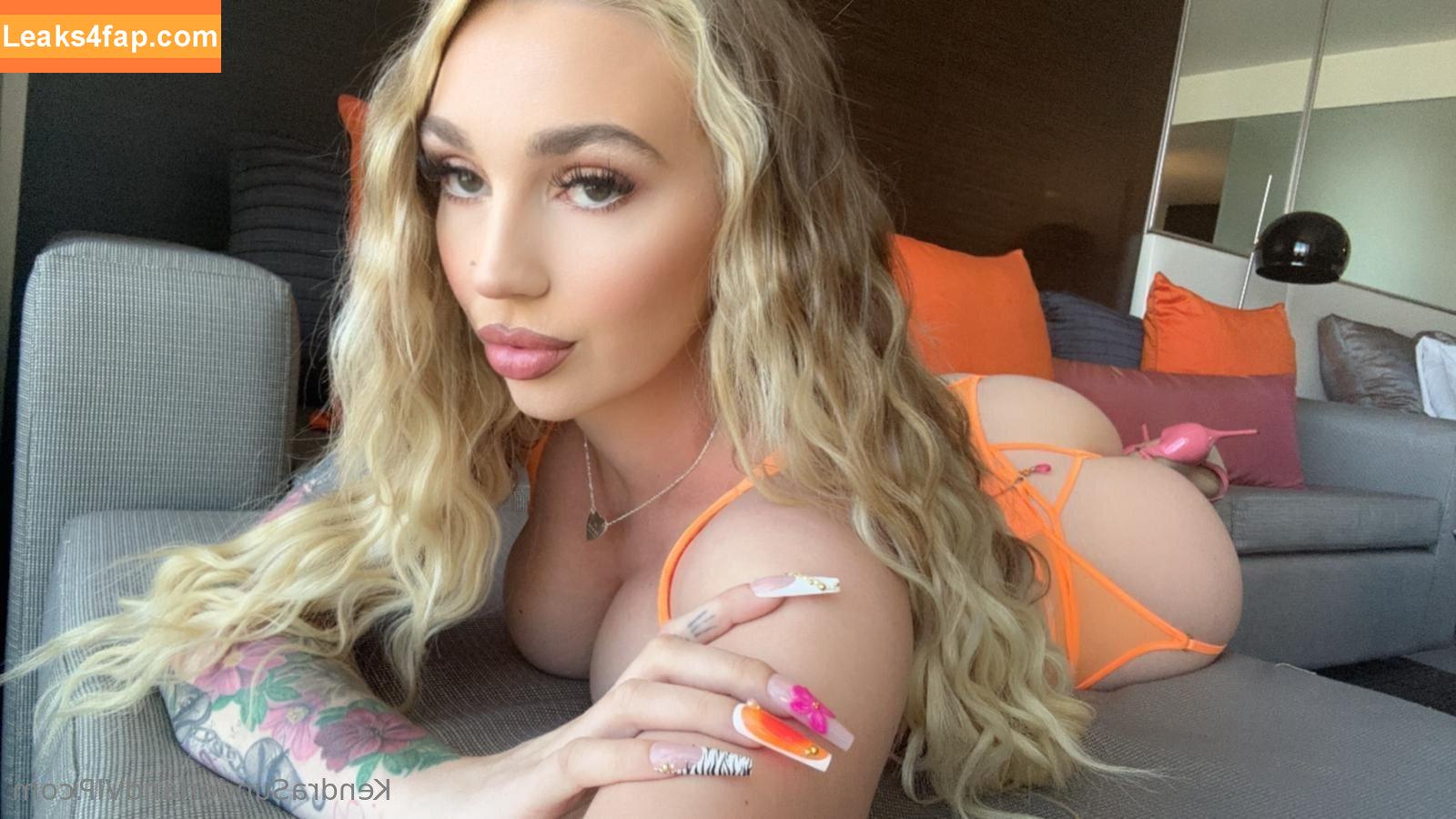 kendrasunderland / therealkslibrarygirl leaked photo photo #0169