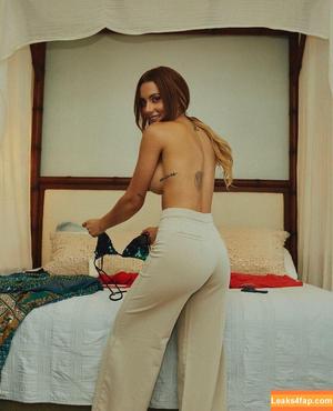 Kenia Musicr photo #0014